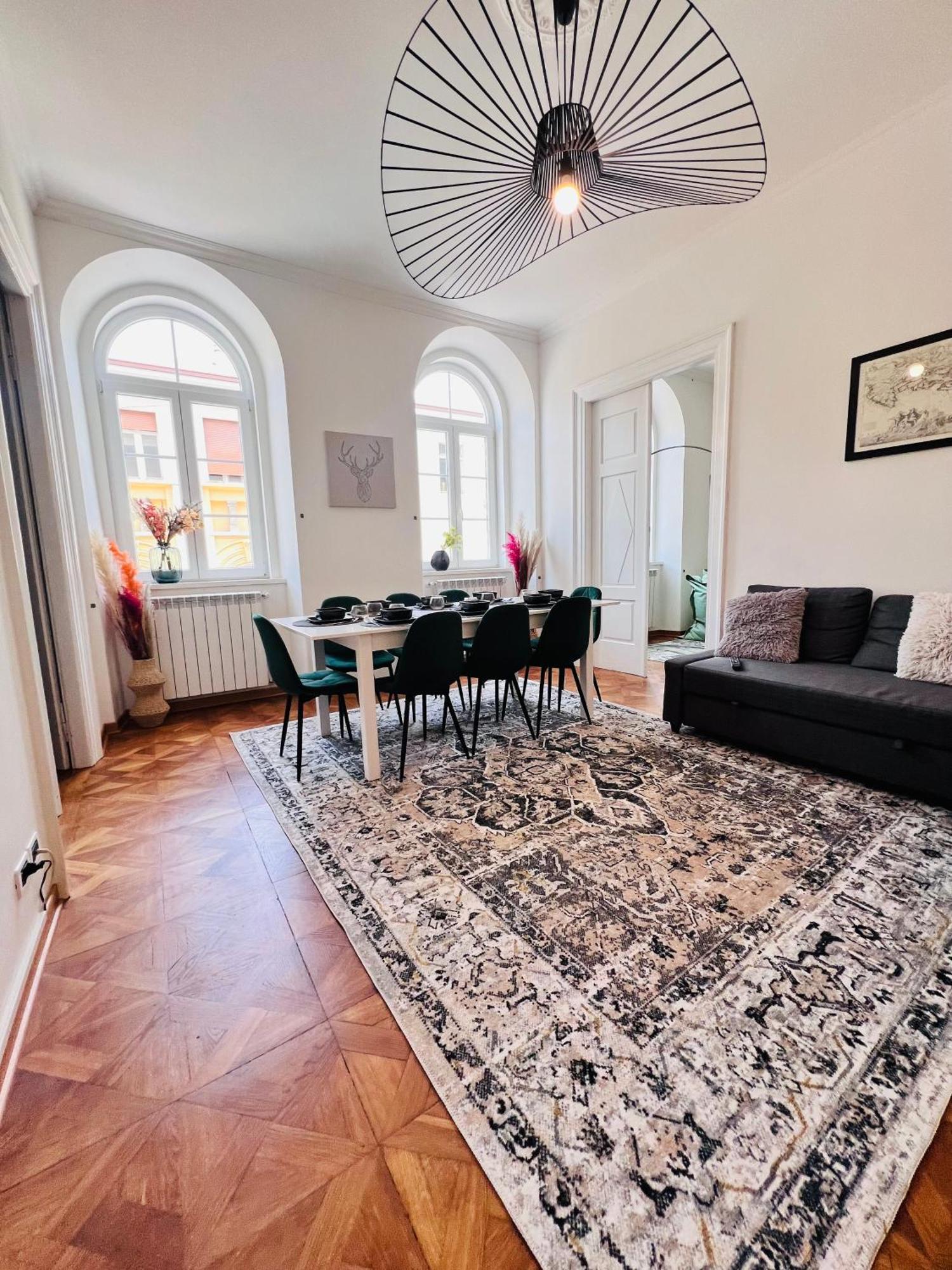 Suite Mitteleuropa Private Parking Trieste Exterior photo